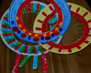 african paper plate necklace 4