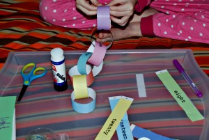 paper chain making