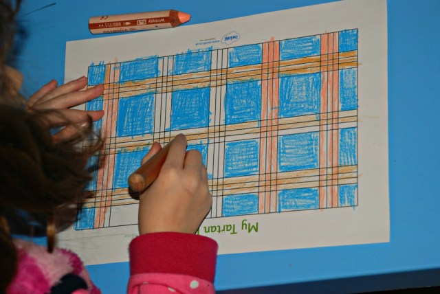 Tartan design pages free to download from Twinkl Resources