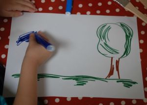 Making a tree scene with the felt tip pens or marker pens
