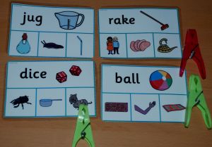 Rhyming word peg activity cards from the Twinkl website