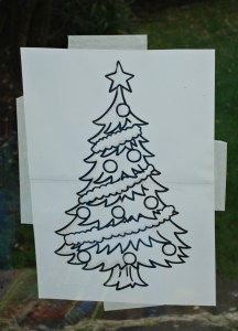 Christmas tree outline from Twinkl