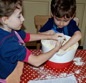 rusk baking with little kiddies