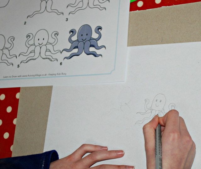 Drawing an Octopus with the Learn to Draw pages from Activity Village
