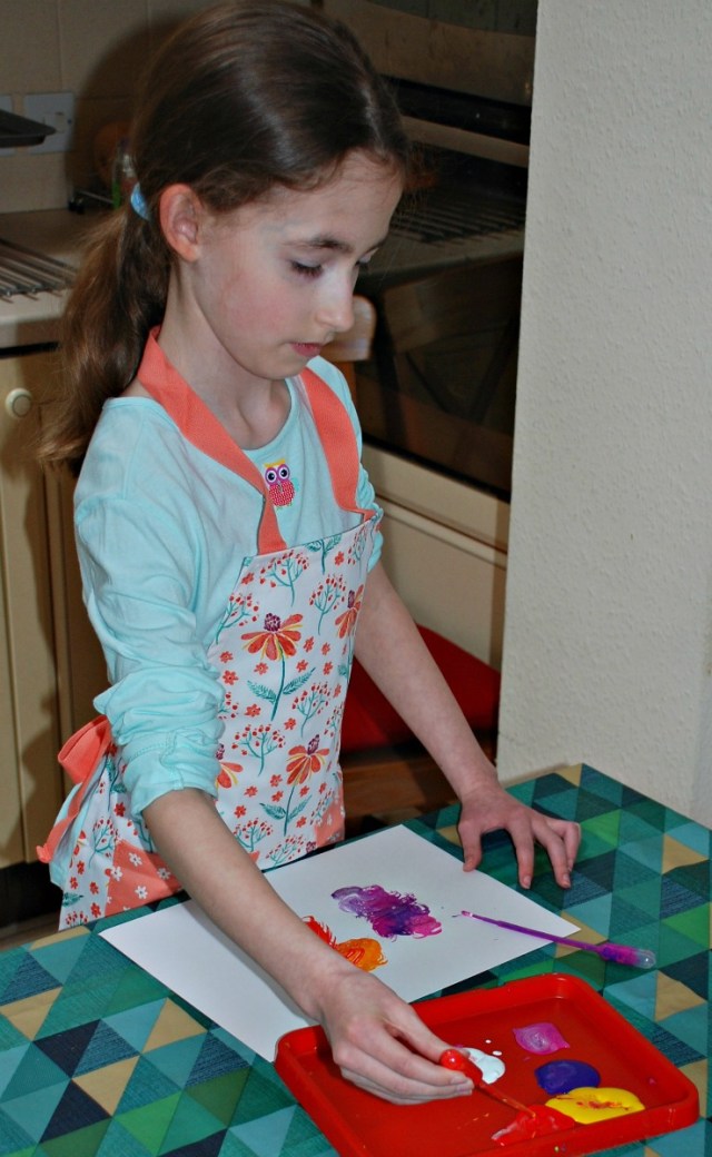 Creating a colourful background for an art project