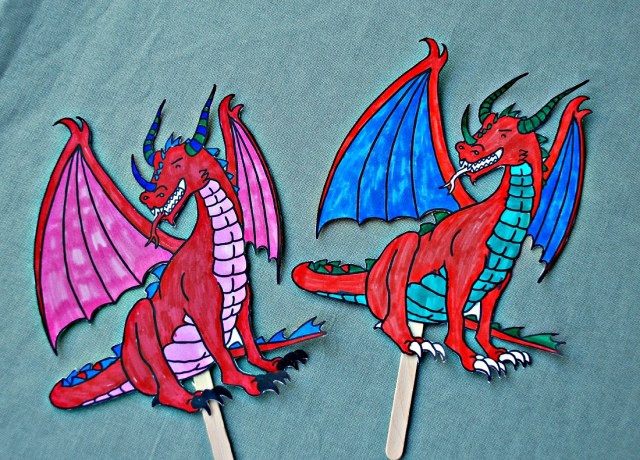 Free to Download Dragon STick Puppets from Twinkl Resources. Part of their How to Train Your Dragon set