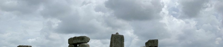 Stonehenge ofamily learning together